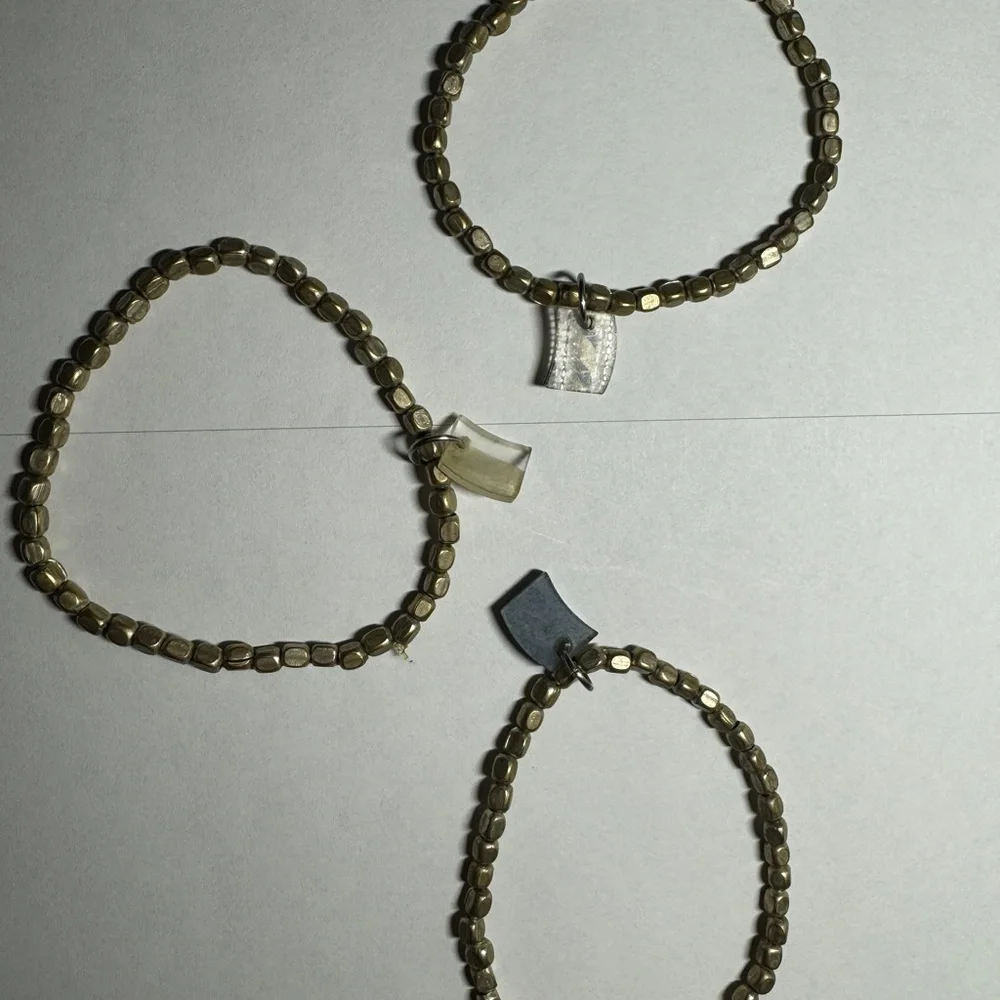 Color By Amber 3 stretch bracelets